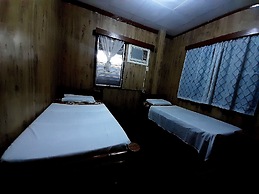 OYO 633 Abelardo's Pension House