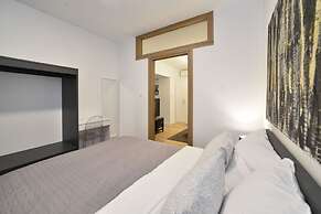 Hidden Backyard Apartments