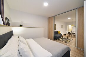 Hidden Backyard Apartments