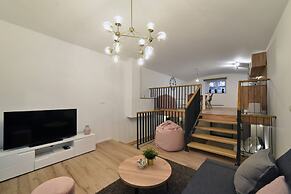 Hidden Backyard Apartments