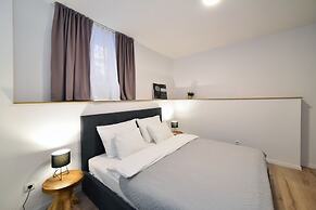 Hidden Backyard Apartments