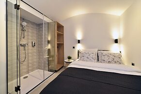 Hidden Backyard Apartments