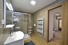 Hidden Backyard Apartments