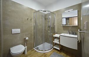 Hidden Backyard Apartments