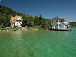 Chalet in Liebenfels Near ski Area