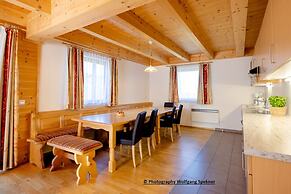 Mountain hut With Sauna on Weinebene