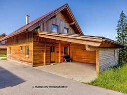 Mountain hut With Sauna on Weinebene