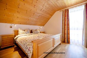 Mountain hut With Sauna on Weinebene