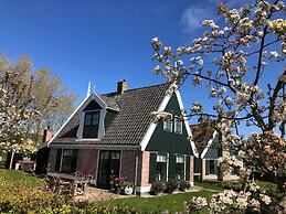 Beautiful Villa With Garden, Near the Wadden Sea