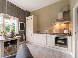 Quaint Summer Holiday Home in Egmond-binnen