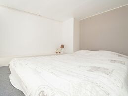 Quaint Summer Holiday Home in Egmond-binnen