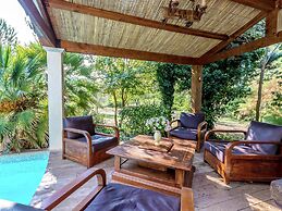Holiday Home in Le Luc With Pool & Vineyards