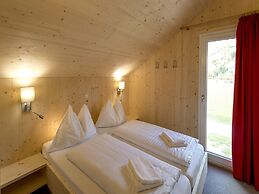 Lively Chalet Near Ski-slope