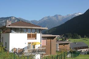 Holiday Home With Swimming Pool in Wald im Pinzgau