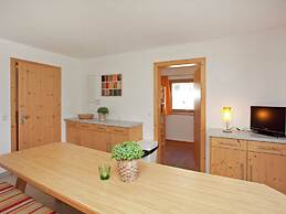 Holiday Home With Swimming Pool in Wald im Pinzgau