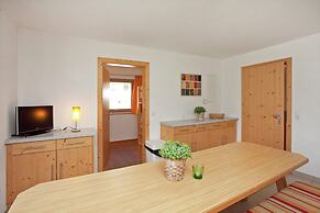 Holiday Home With Swimming Pool in Wald im Pinzgau