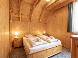 Holiday Home on the Kresichberg With Swimming Pool