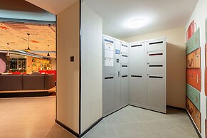 Ibis Dalian Yida Spring Field Hotel