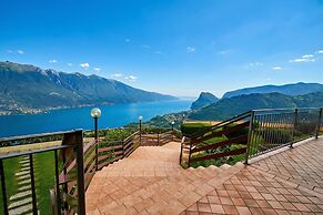 Balcone Panoramico sul Garda