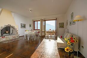 Balcone Panoramico sul Garda