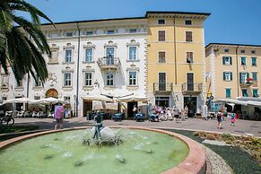 Residenza Rocca del Lago 2