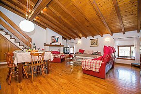 Residenza Rocca del Lago 2