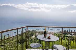 Tremosine Wonderful Lake View 2