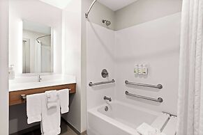 Microtel Inn & Suites by Wyndham George
