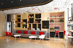 Ibis Harbin West Railway Station Wanda plaza hotel