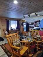 Sunshine Motel and Cabins