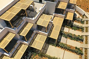 Seesoo Paros Beachfront Resort