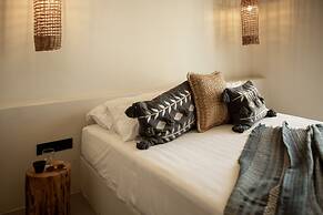 Seesoo Paros Beachfront Resort