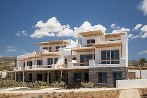 Seesoo Paros Beachfront Resort