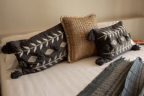 Seesoo Paros Beachfront Resort