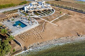 Seesoo Paros Beachfront Resort