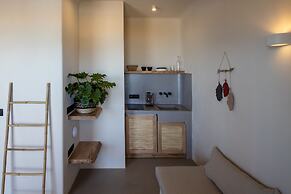 Seesoo Paros Beachfront Resort