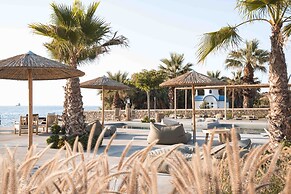 Seesoo Paros Beachfront Resort
