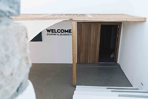 Seesoo Paros Beachfront Resort