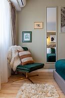 HOLT - Bagheera and Mowgli