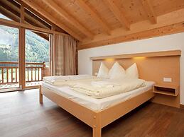 Luxurious Chalet in Wald im Pinzgau With Sauna