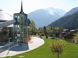 Luxurious Chalet in Wald im Pinzgau With Sauna