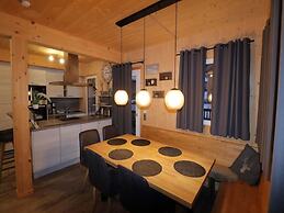 Modern Chalet in Sankt Georgen ob Murau with Hot Tub