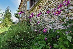 Loubejac Garden Escape