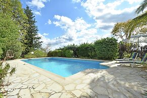 Villa in Fayence With Provencal Charm
