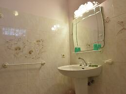 Villa in Fayence With Provencal Charm