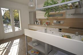 Holiday Home in Le Thor With Private Pool