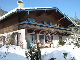 Scenic Apartment in Neukirchen am Großvenediger near Ski Area