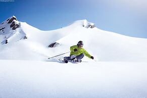 Scenic Apartment in Neukirchen am Großvenediger near Ski Area