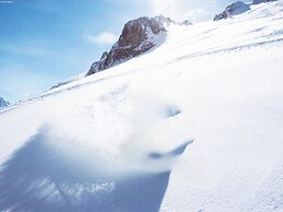 Scenic Apartment in Neukirchen am Großvenediger near Ski Area
