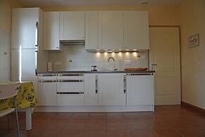 House in Piquecos With Private Pool & Garden